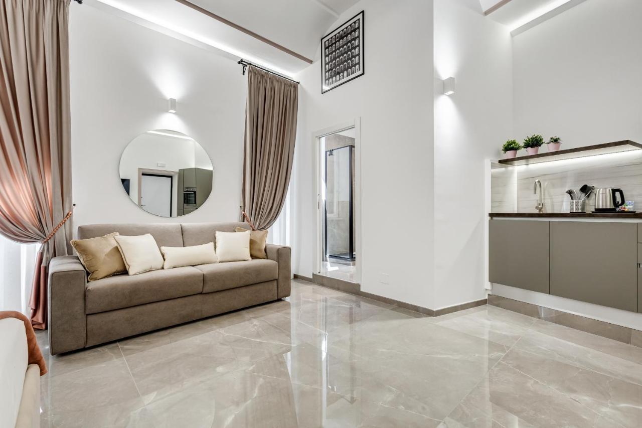 רומא Unoseitre - Luxury Apartment & Suite מראה חיצוני תמונה