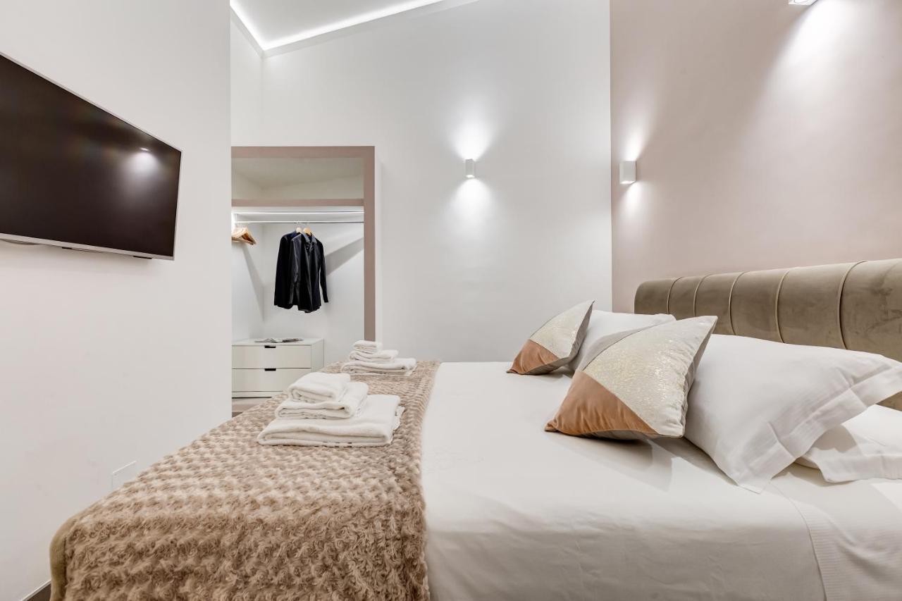 רומא Unoseitre - Luxury Apartment & Suite מראה חיצוני תמונה