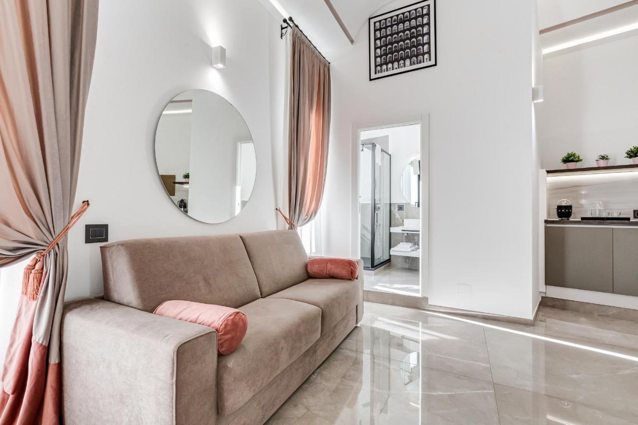 רומא Unoseitre - Luxury Apartment & Suite מראה חיצוני תמונה