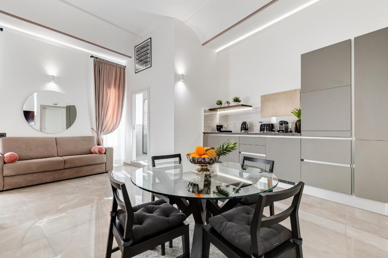 רומא Unoseitre - Luxury Apartment & Suite מראה חיצוני תמונה